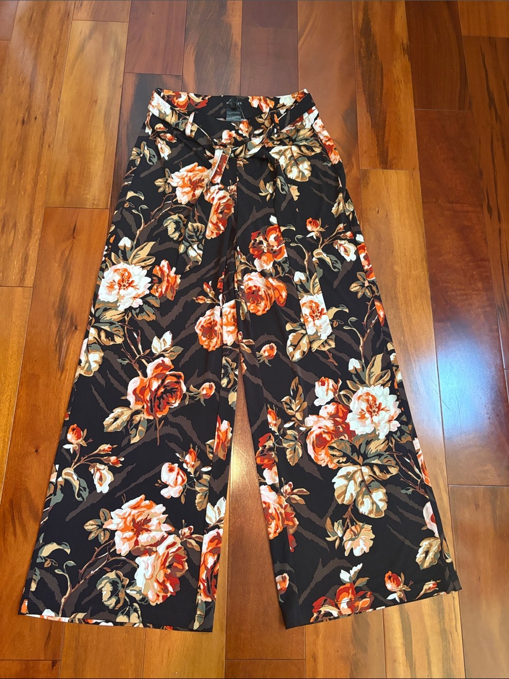 White House Black Market Black Wide-Leg Floral Tie-Waist Pants